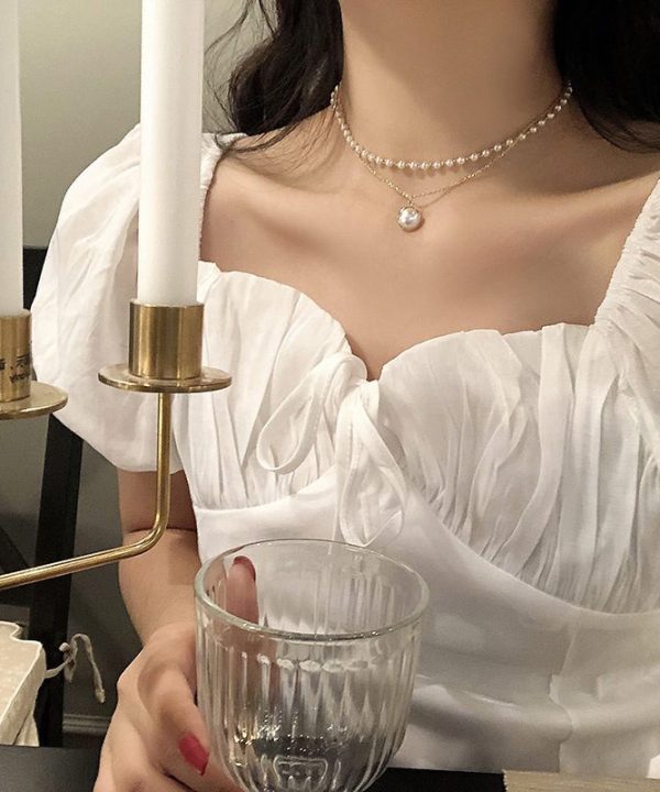 Elegant Geometric Pearl Necklace