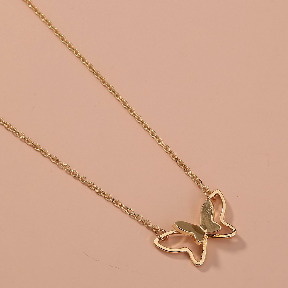 Double Butterfly 3-Dimensional Simple Pendant Necklace Double Butterfly 3-Dimensional Simple Pendant Necklace