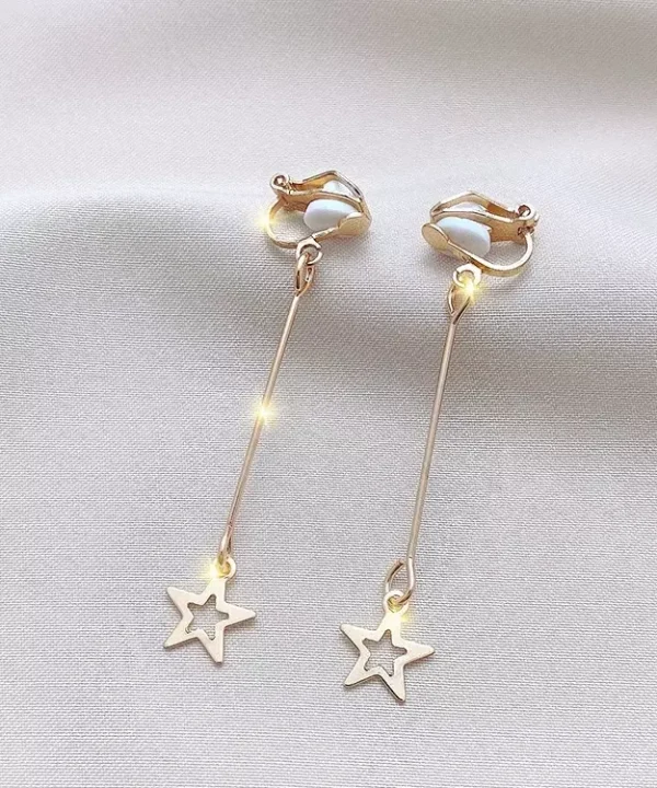 Hollow Stars Long Earrings