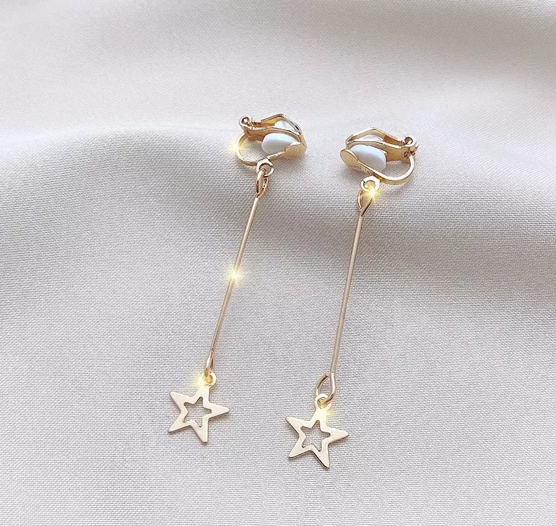 Hollow Stars Long Earrings